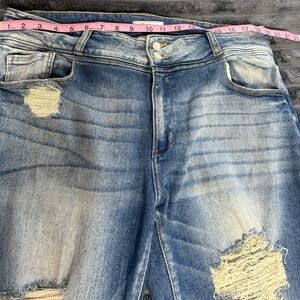 KanCan Distressed Blue Jeans
